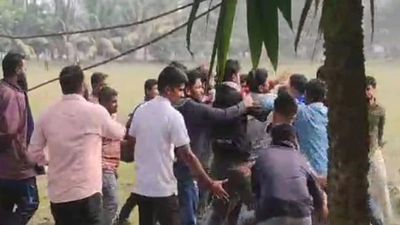 বৈষম্যবিরোধী ছাত্র আন্দোলনের সমন্বয়কদের ওপর ছাত্রলীগের হামলা